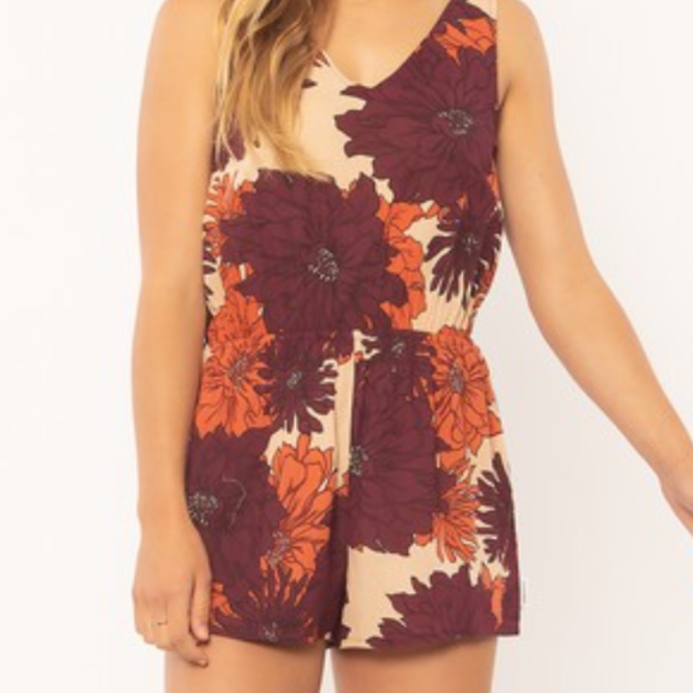 SISSREVOLUTION floral romper